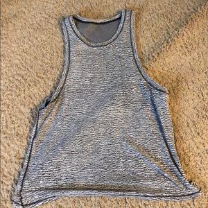 Lululemon tank size 4